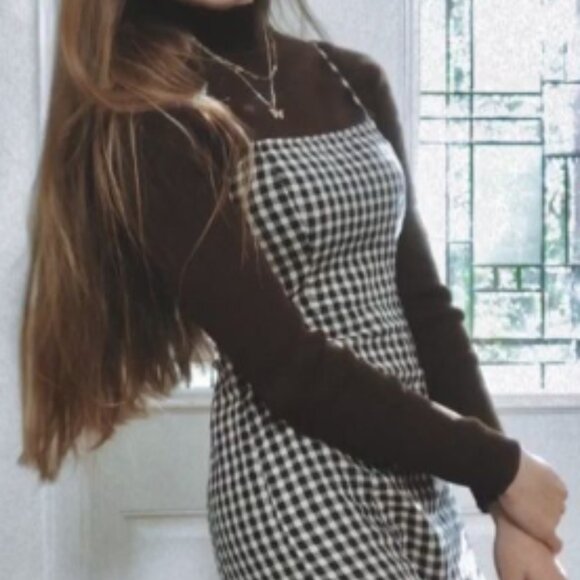 Checkered mini Dress - Picture 9 of 10